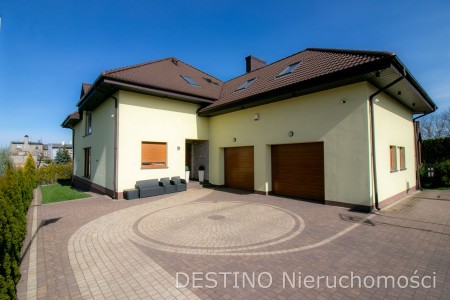 Dom na sprzedaż - Kalisz, Chmielnik , Wiatraki , 440.0 m²