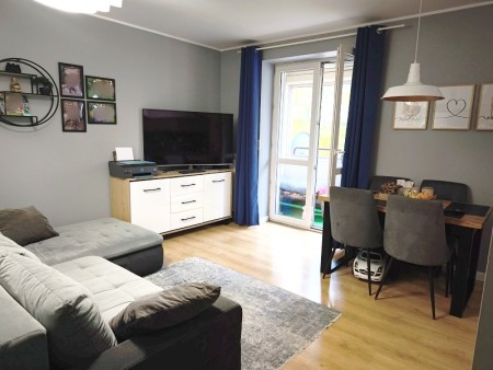 Sprzedam dwa pokoje z balkonem parter Os Dobrzec - Kalisz   -
