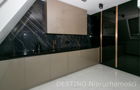 komfortowy 3pokojowy apartament do wynajęcia z tarasem -  Kościelna Wieś  -
