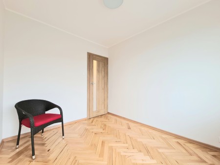 Jasne i zadbane mieszkanie 4pokojowe 57m2 Kalisz Widok - Kalisz   -
Zdjęcie nr 6