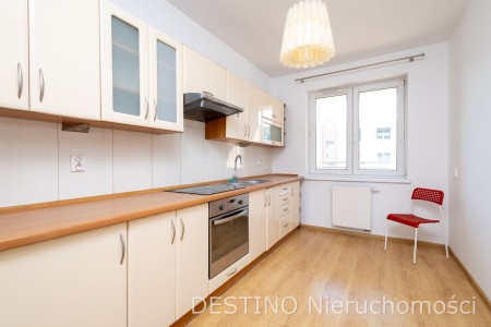 Ładne trzypokojowe mieszkanie do wynajęcia - Kalisz   -
