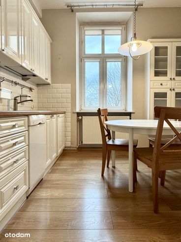 Przestronne mieszkanie przy ul Górnoślaskiej - Kalisz   -
Zdjęcie nr 3