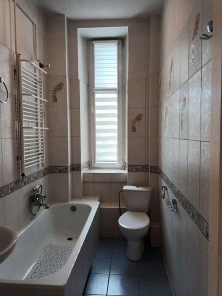 Przestronne mieszkanie przy ul Górnoślaskiej - Kalisz   -
Zdjęcie nr 8