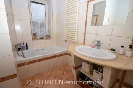 przestronny dom o powierzchni 185m2 osiedle Chmielnik - Kalisz   -
Zdjęcie nr 9