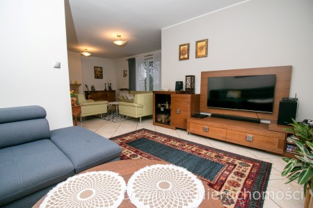 przestronny dom o powierzchni 185m2 osiedle Chmielnik - Kalisz   -
Zdjęcie nr 3