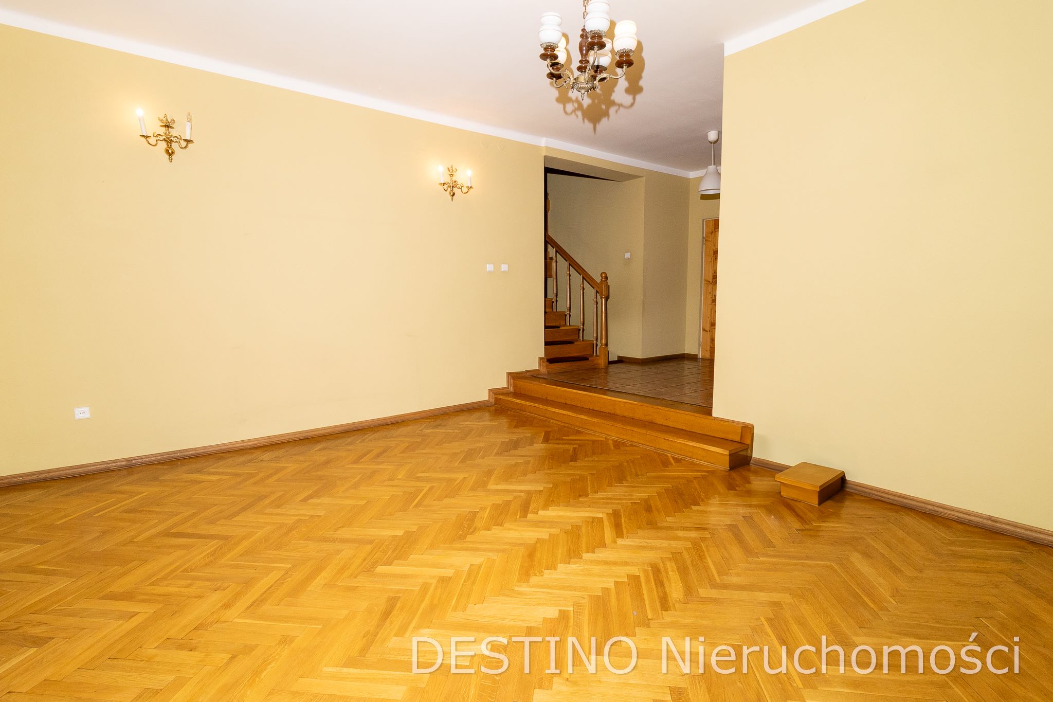 na sprzedaż dom 207 m2 przy ul Poznańskiej w Kaliszu - Kalisz   -
Zdjęcie nr 9