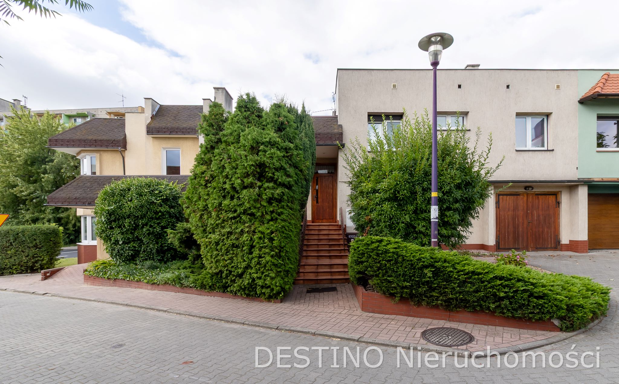 na sprzedaż dom 207 m2 przy ul Poznańskiej w Kaliszu - Kalisz   -
