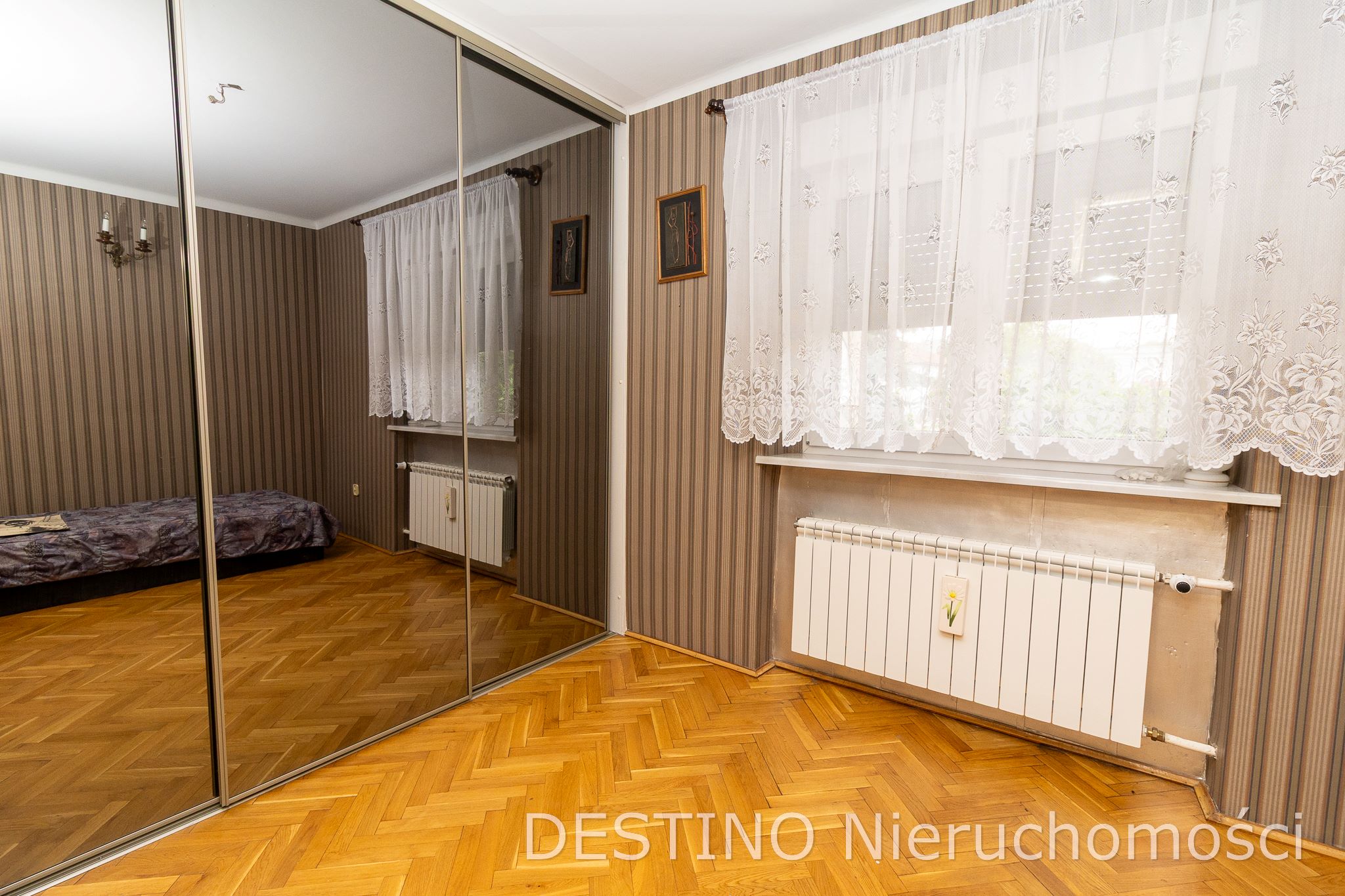 na sprzedaż dom 207 m2 przy ul Poznańskiej w Kaliszu - Kalisz   -
Zdjęcie nr 3