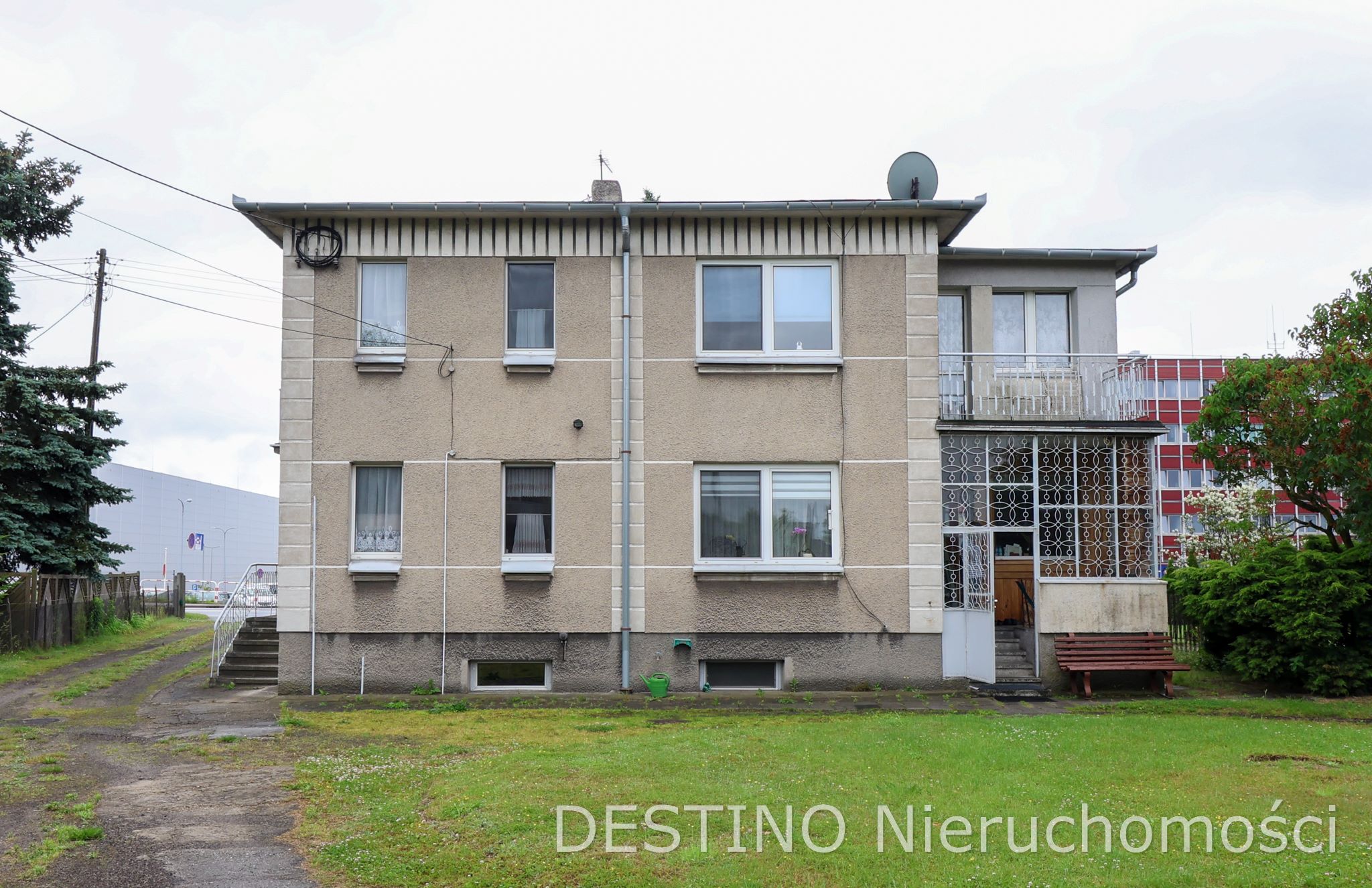 dom wolnostojący z atrakcyjną działką os Winiary - Kalisz   -
Zdjęcie nr 9