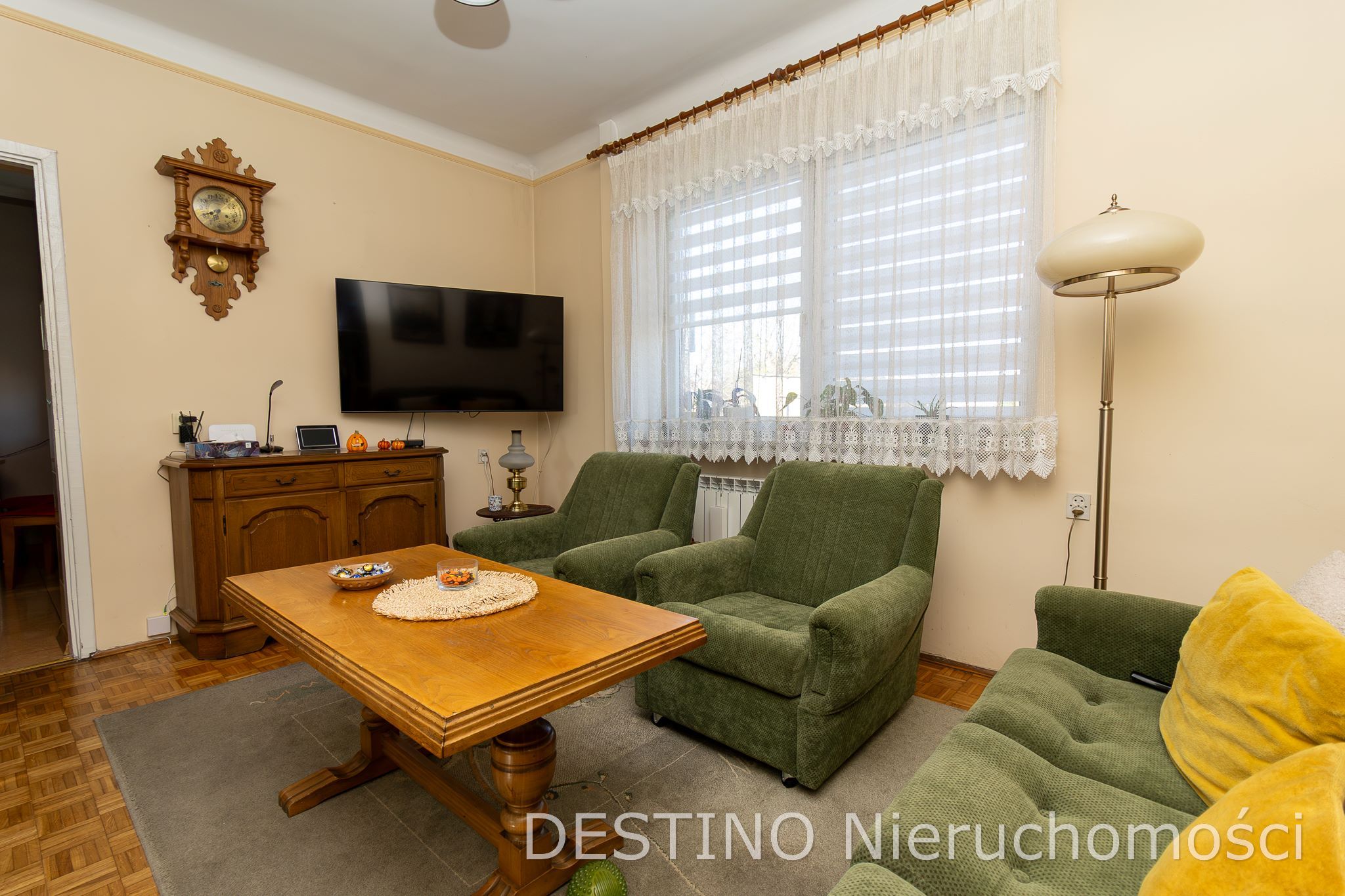 dom wolnostojący z atrakcyjną działką os Winiary - Kalisz   -
Zdjęcie nr 15