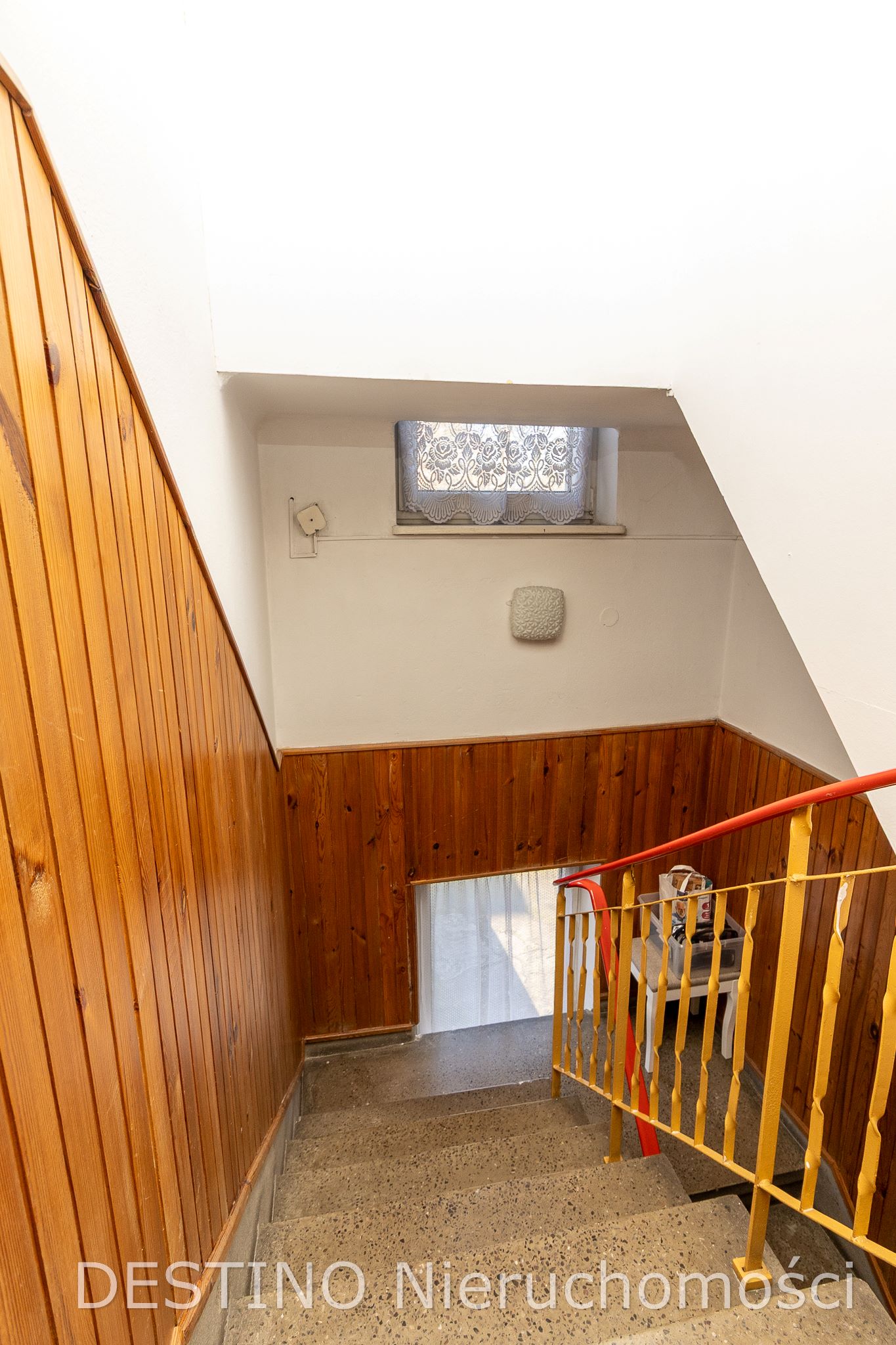 dom wolnostojący z atrakcyjną działką os Winiary - Kalisz   -
Zdjęcie nr 16