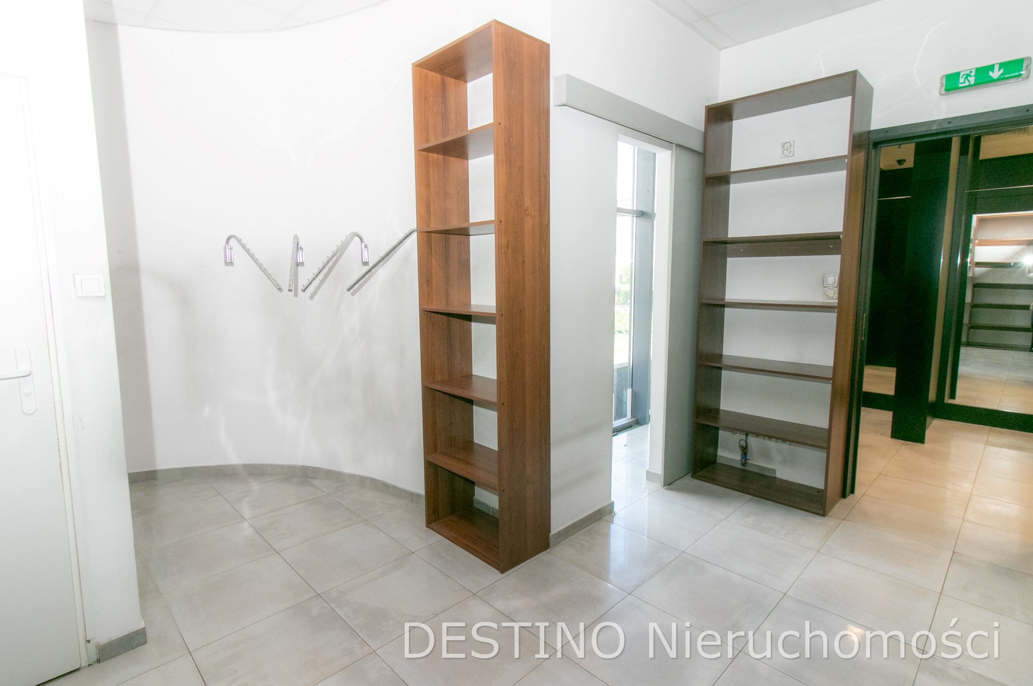 atrakcyjny lokal użytkowy z witryną do wynajęcia w centrum Kalisza - Kalisz   -
Zdjęcie nr 5