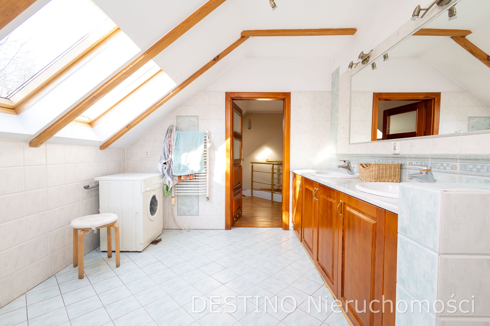 dom wolnostojący o pow 212 m2 w podkaliskim Stobnie -  Stobno  -
Zdjęcie nr 11