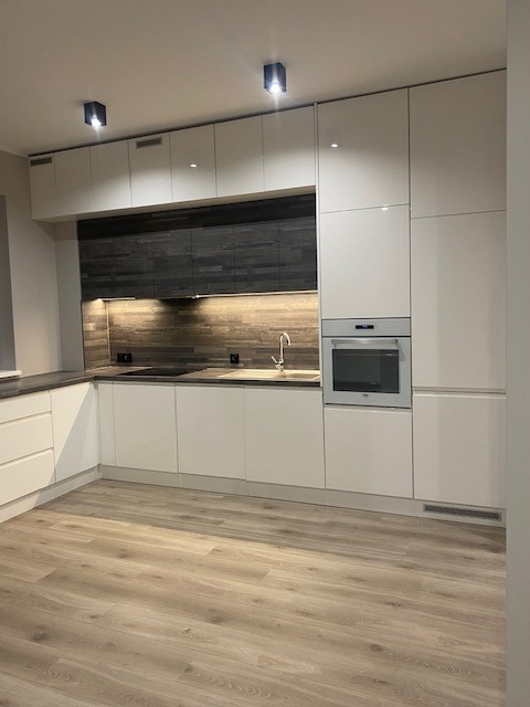 Wynajmę dwupokojowe mieszkanie z ogródkiem 2000 zł -  Ostrów Wielkopolski  -
Zdjęcie nr 4