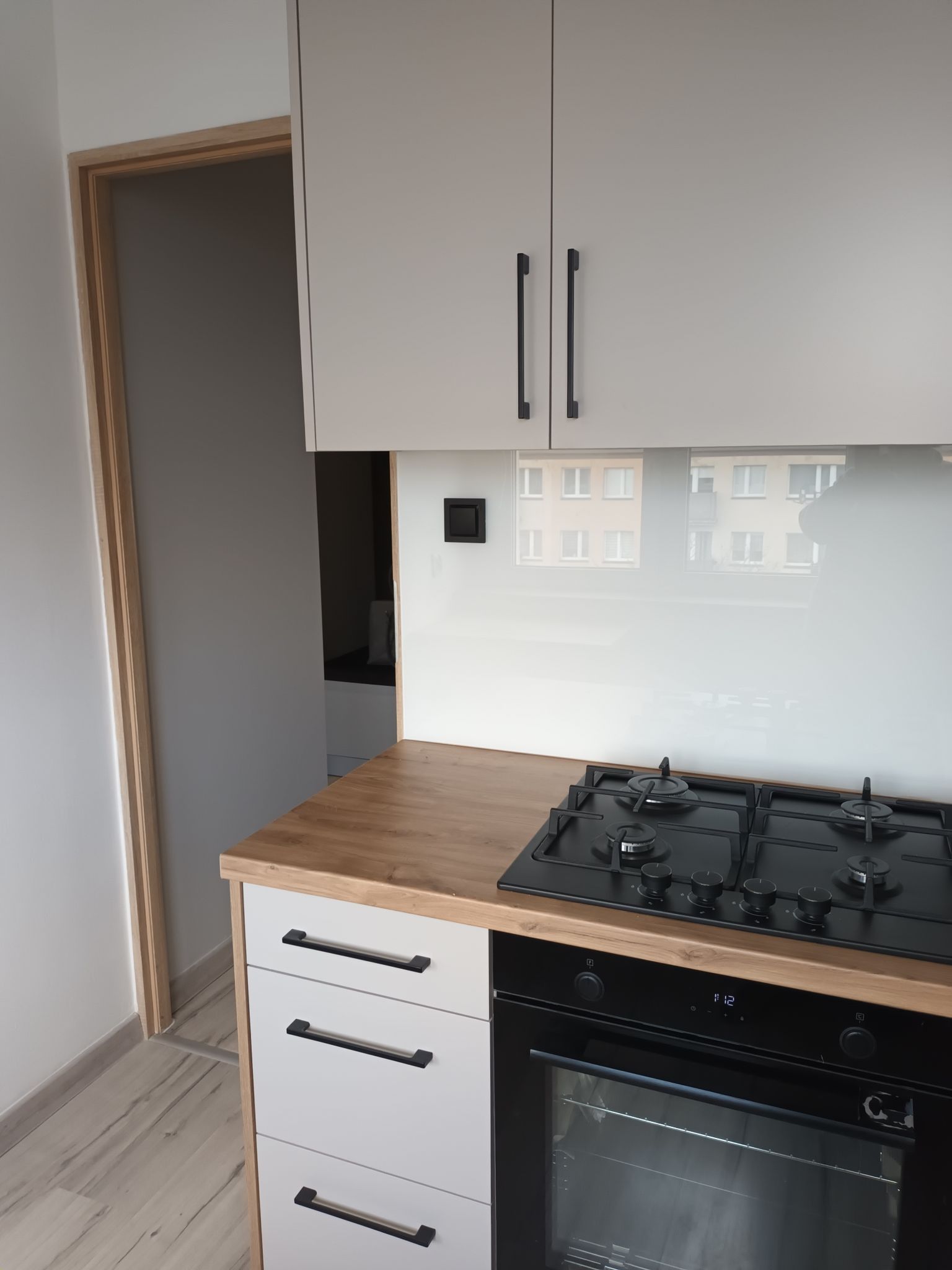 Ładne mieszkanie do wynajęcia na osiedlu Asnyka - Kalisz   -
Zdjęcie nr 2