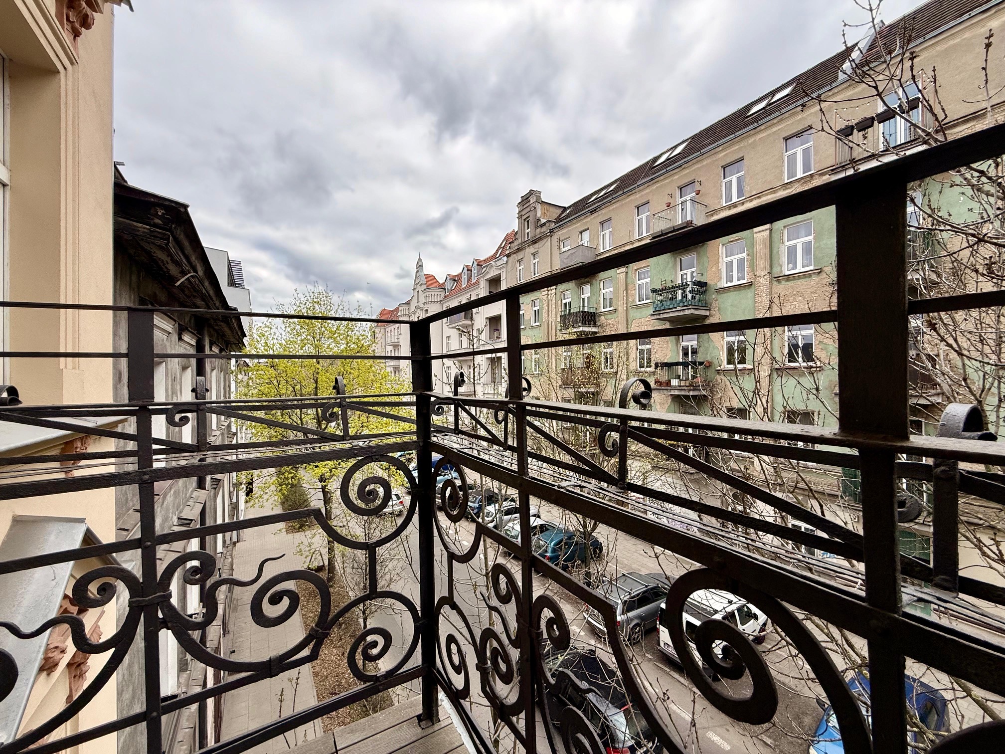 Przestronne klimatyczne mieszkanie w kamienicy - Poznań   -
Zdjęcie nr 12