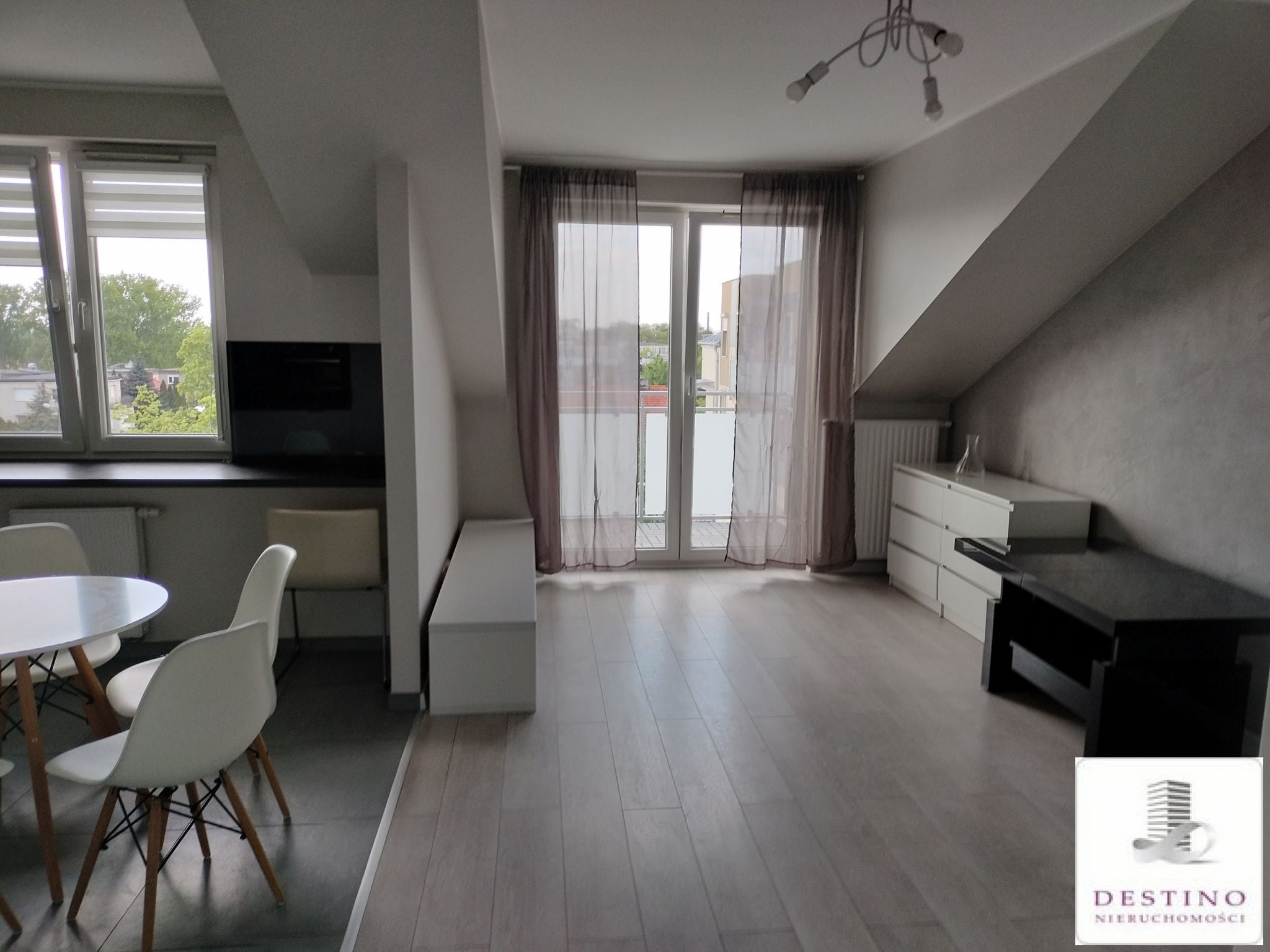 Dwupokojowe mieszkanie z balkonem - Kalisz   -
Zdjęcie nr 3