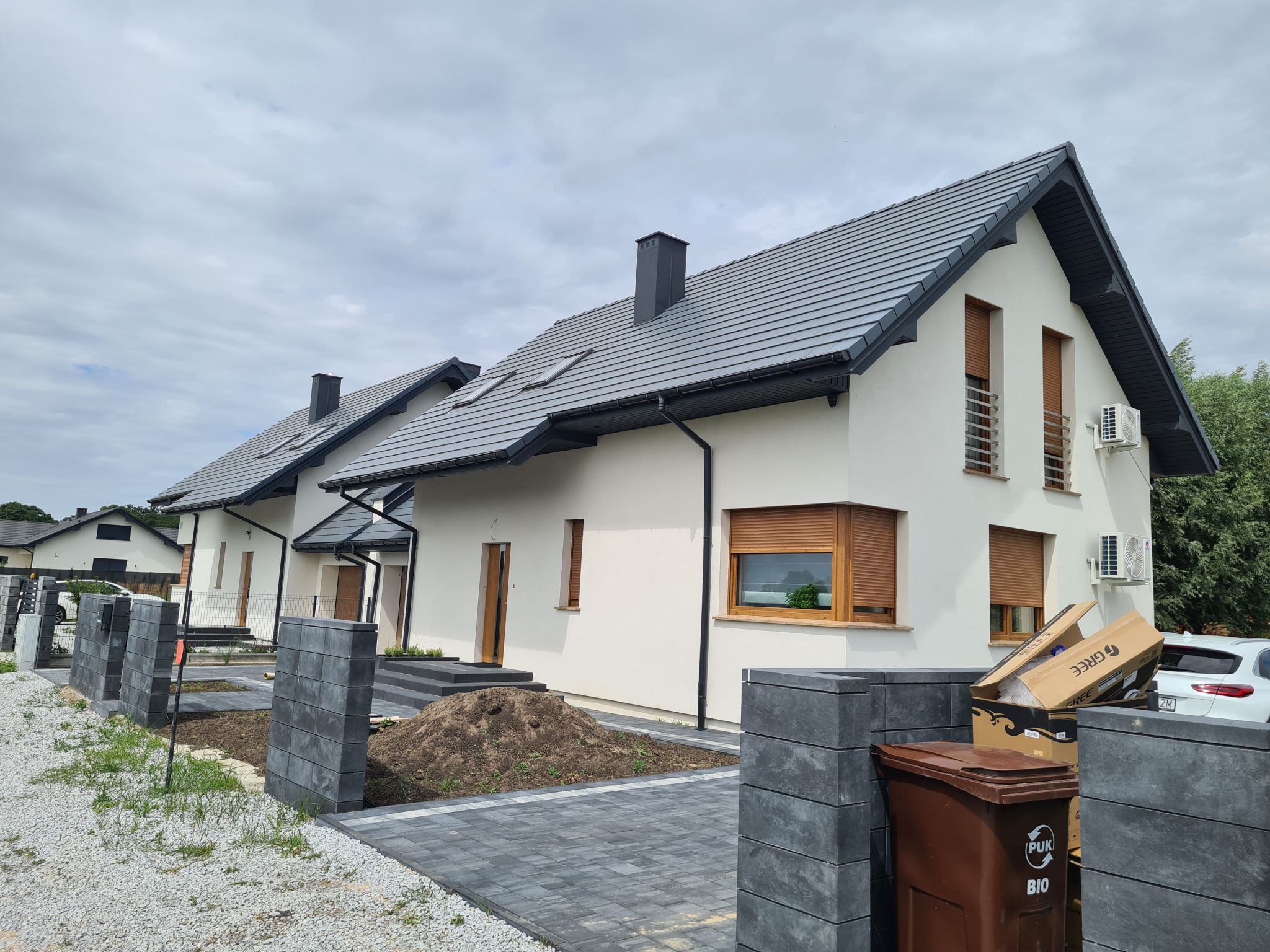 Dom jednorodzinny w zabudowie bliźniaczej Kalisz Sulisławice - Kalisz   -
Zdjęcie nr 3