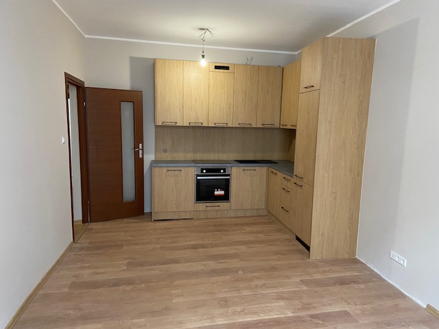 Wynajmę 3pok w kamienicy w Centrum - Kalisz   -
Zdjęcie nr 2