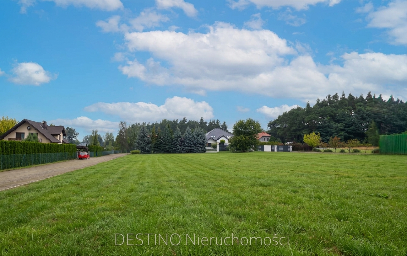 Atrakcyjna działka budowlana ok 2300 m2 Borek koło Kalisza -  Borek  -
