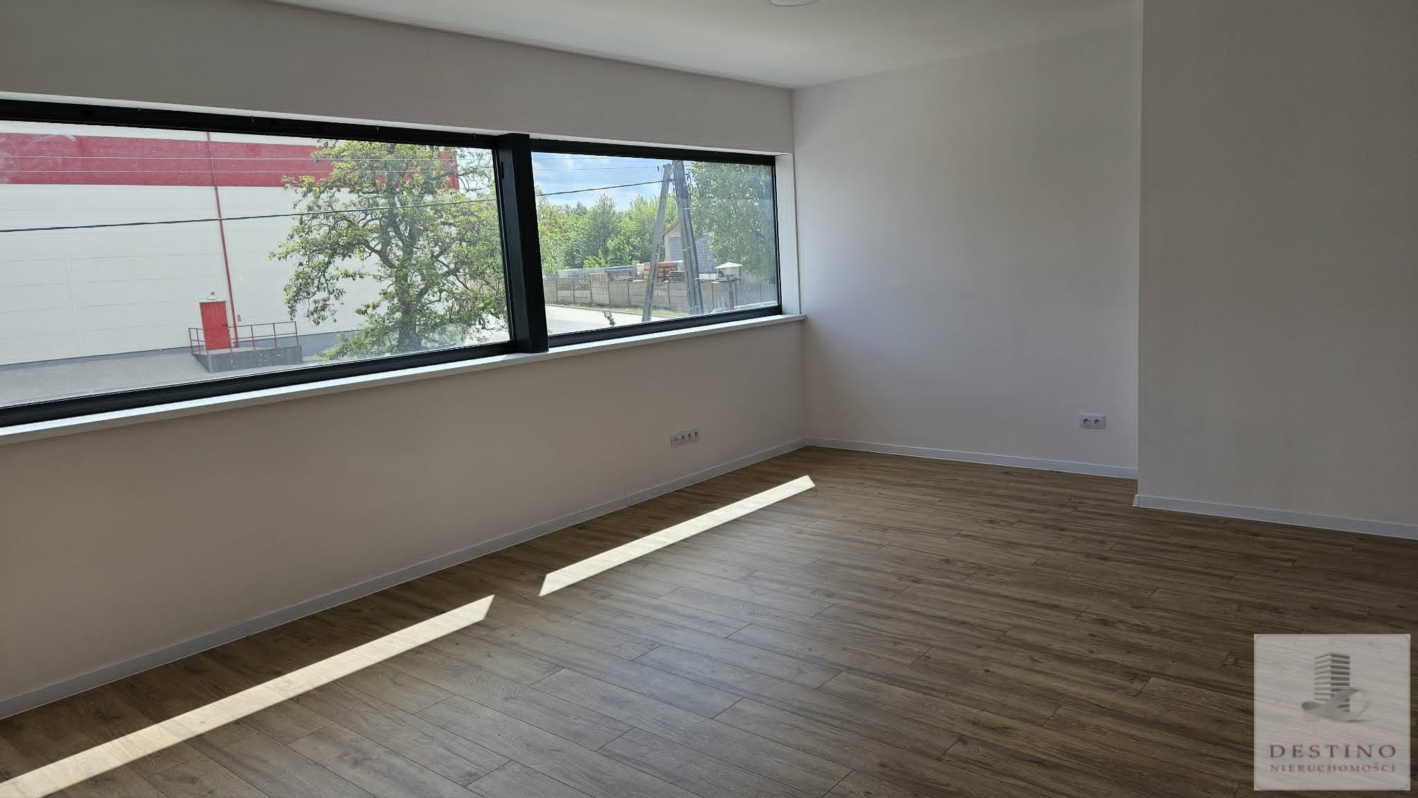 Lokal użytkowy 35m2 Nowe Skalmierzyce - ostrowski  -
Zdjęcie nr 2