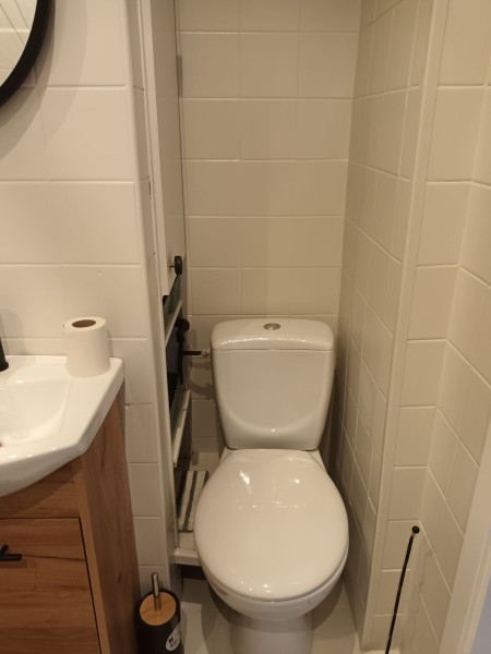 Ładna kawalerka z balkonem do sprzedaży - Kalisz   -
Zdjęcie nr 9