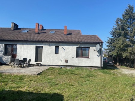 Sprzedam mały bliźniak pod Pleszewem -  Pleszew  -
