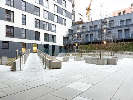 Komfortowa kawalerka w nowoczesnym apartamentowcu - Poznań   -
Zdjęcie nr 2