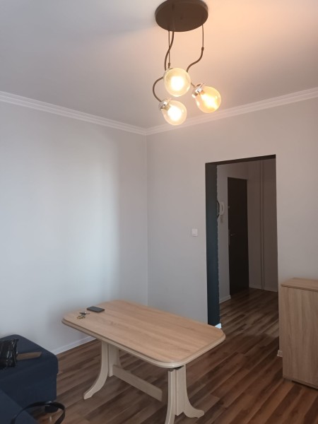Ładna kawalerka z balkonem do wynajęcia - Kalisz   -
Zdjęcie nr 7