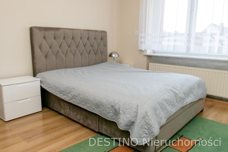 Ładny dom do sprzedaży dla dwóch rodzin Opatówek -  Opatówek  -
Zdjęcie nr 5
