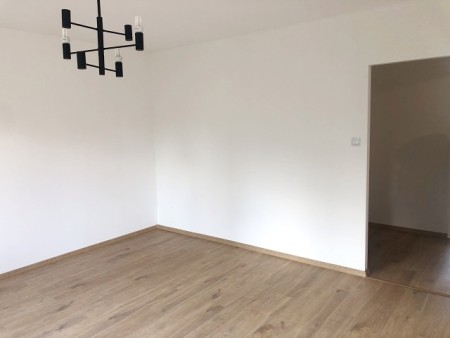 Sprzedam Ustawne Trzy Pokoje z Balkonem Dobrzec - Kalisz   -
Zdjęcie nr 3