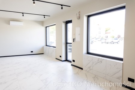 do wynajęcia witrynowy lokal użytkowy 40 m2 centrum - Kalisz   -
Zdjęcie nr 2