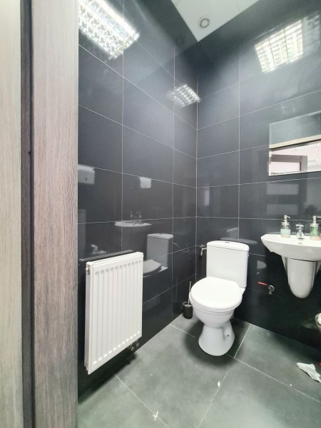 Do wynajęcia przestronny lokal użytkowy 90m2 Kalisz ul Polna - Kalisz   -
Zdjęcie nr 3