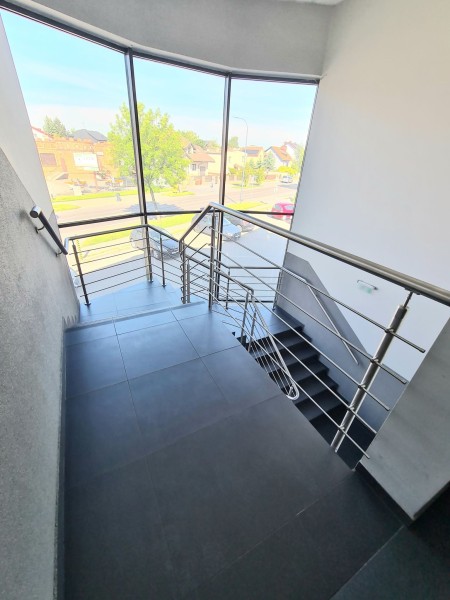 Do wynajęcia przestronny lokal użytkowy 90m2 Kalisz ul Polna - Kalisz   -
Zdjęcie nr 4