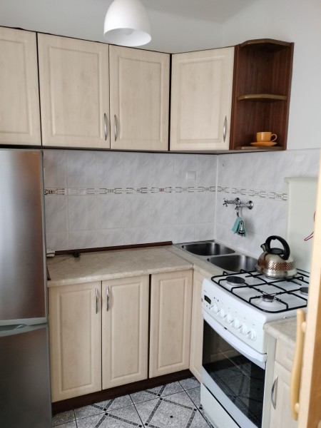 Sprzedam 2pokojowe mieszkanie w centrum - Kalisz   -
