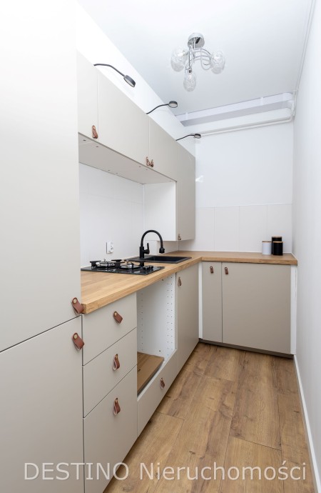 na sprzedaż przestronne kawalerka 38 m2 os Tyniec - Kalisz   -
Zdjęcie nr 6