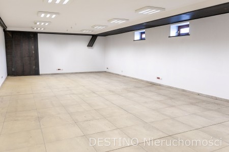 do wynajęcia lokal użytkowy 100 m2 u Nowy Rynek w Kaliszu - Kalisz   -
Zdjęcie nr 3