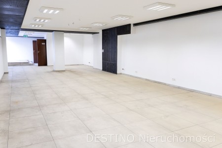 do wynajęcia lokal użytkowy 100 m2 u Nowy Rynek w Kaliszu - Kalisz   -
Zdjęcie nr 5