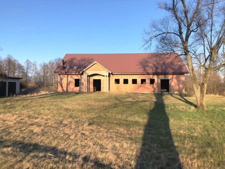 Sprzedam dom restauracyjny w stanie surowym -  Stare Prażuchy  -
Zdjęcie nr 2