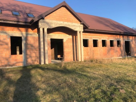 Sprzedam dom restauracyjny w stanie surowym -  Stare Prażuchy  -
Zdjęcie nr 4