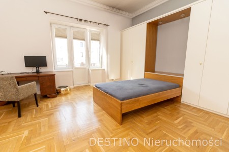 Klimatyczne mieszkanie w kamienicy z dużym potencjałem - Kalisz   -
Zdjęcie nr 4