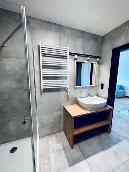 komfortowe 2pok mieszkanie z ogródkiem 1900 zł -  Ostrów Wielkopolski  -
Zdjęcie nr 4