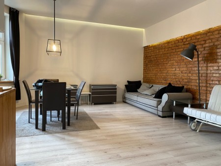 Umeblowana kawalerka w ścisłym Centrum - Poznań   -
Zdjęcie nr 3