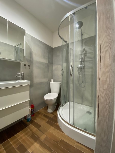 Umeblowana kawalerka w ścisłym Centrum - Poznań   -
Zdjęcie nr 8