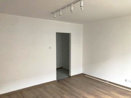 Sprzedam Trzy pokoje Po remoncie - Kalisz   -
Zdjęcie nr 2