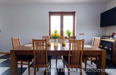 Parterowy dom z basenem i ogrodem Kalisz - Kalisz   -
Zdjęcie nr 5